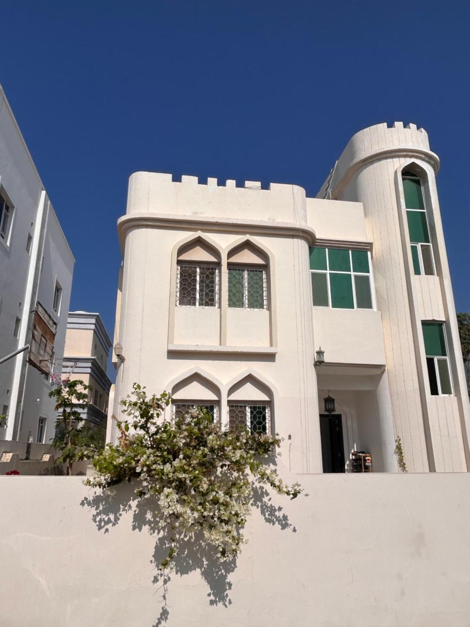 Basil Hostel Muscat Exteriör bild